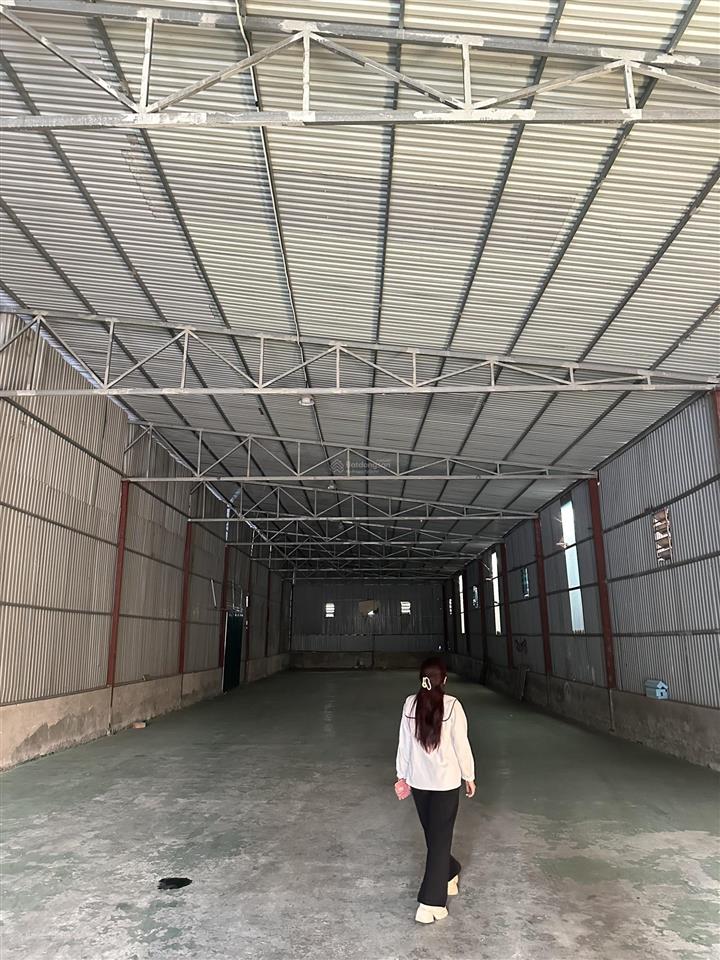 Cho thuê kho 565m2 tại ngã tư trạm trôi, ô diên, hà nội