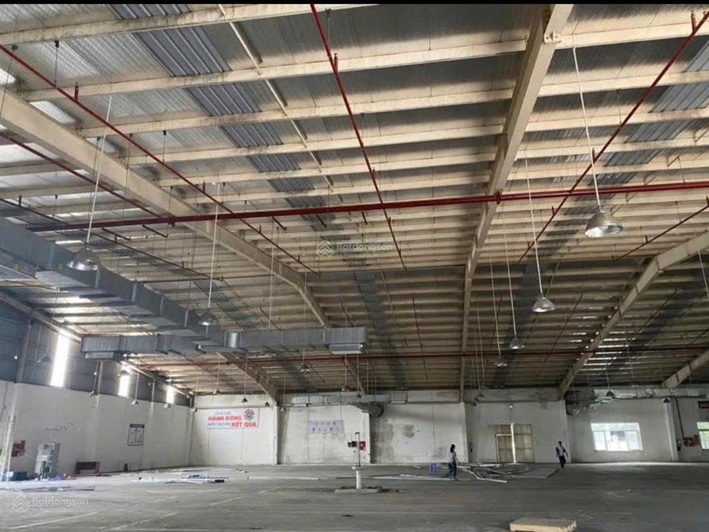 Cho thuê kho xưởng tại đan phượng, diện tích 2100m2