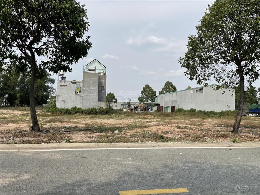 Chính chủ cần bán gấp lô đất 10x30 mặt tiền đường số 93 tđc phú chánh d giá tốt