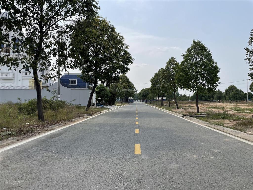 Chính chủ cần bán gấp lô đất 10x30 mặt tiền đường số 93 tđc phú chánh d giá tốt