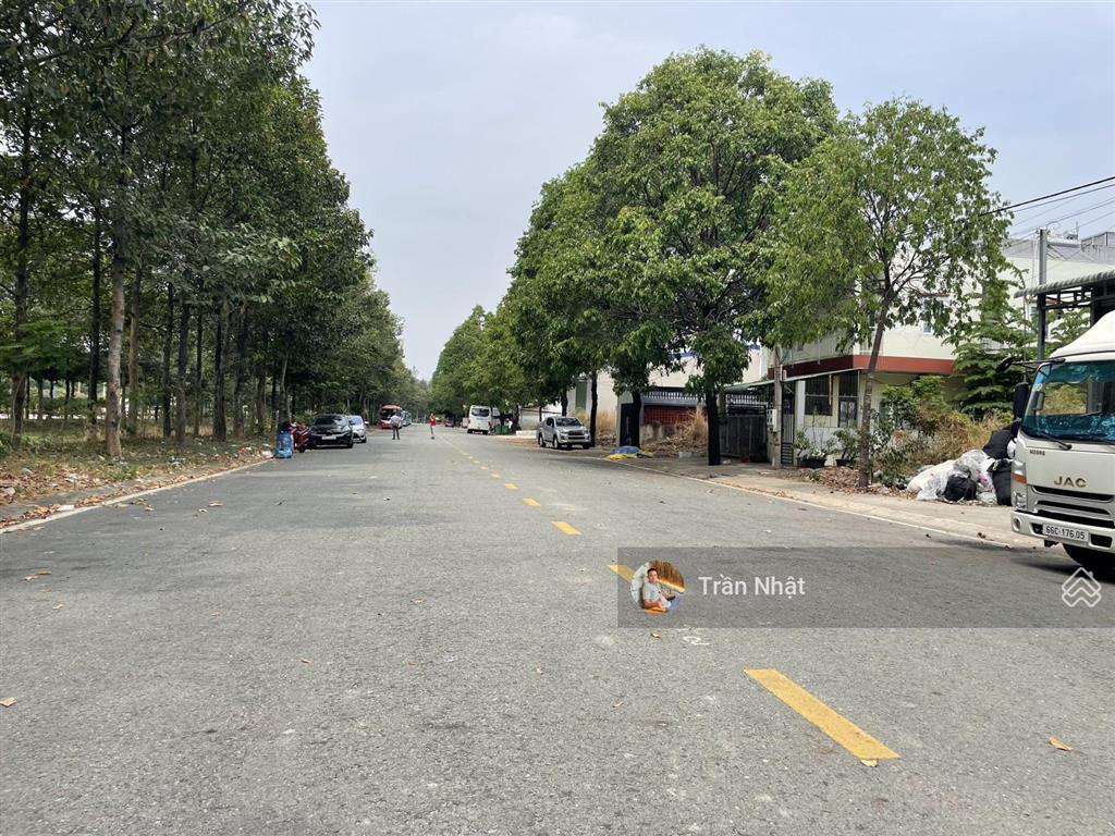 Chính chủ gửi bán gấp lô đất tại trung tâm tp mới bình dương, giá tốt