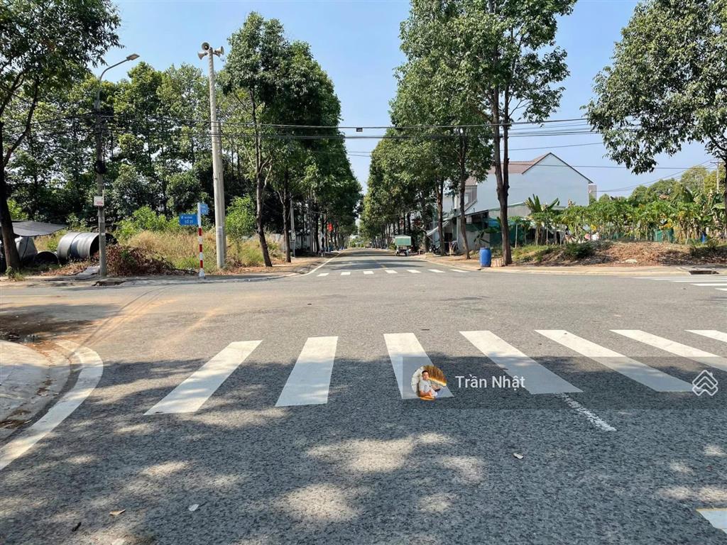 Chính chủ gửi bán gấp lô đất trung tâm tp mới, mặt tiền đường 7b tđc định hoà giá tốt