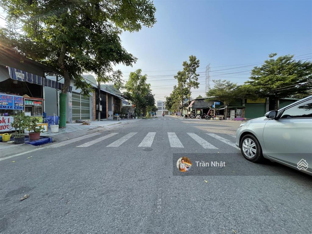 Chính cần bán gấp lô đất mặt tiền đường số 73 tđc phú chánh , gần chợ tự phát giá tốt