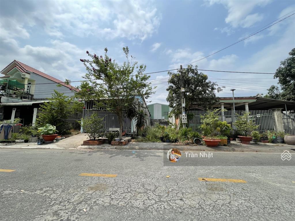 Chính chủ cần bán gấp lô đất mặt tiền đường số 76 tđc phú chánh c giá ngộp