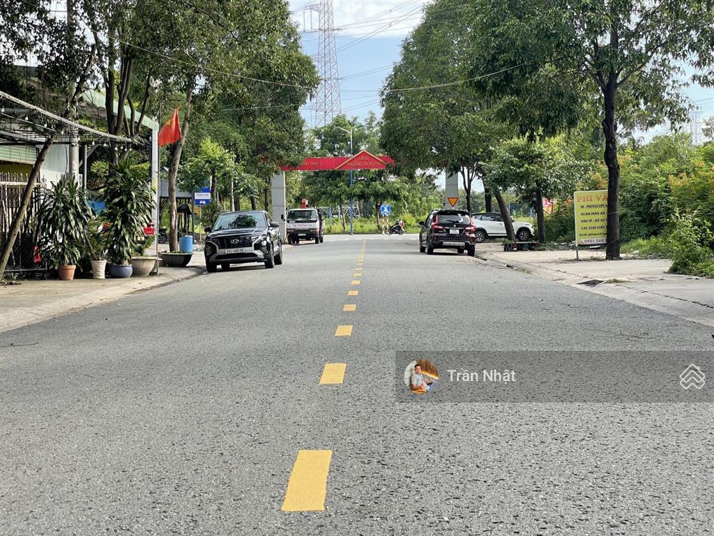 Chính chủ bán gấp lô đất mặt tiền đường db12 khu đô thị mới có sẵn kho cho thuê 18tr/tháng giá tốt