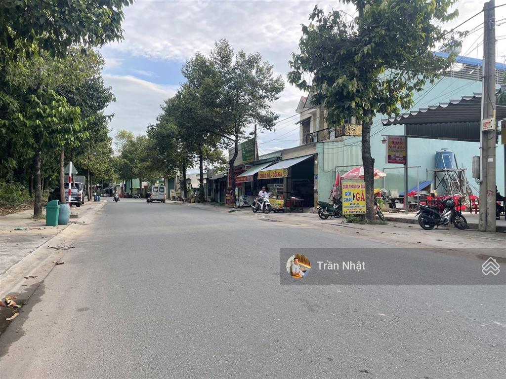 Chính chủ bán gấp lô đất mặt tiền kinh doanh buôn bán siêu đẹp tại đường d3 tđc phú mỹ  tp mới