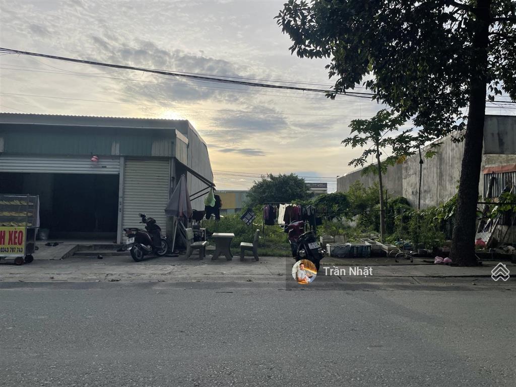 Chính chủ bán gấp lô đất mặt tiền kinh doanh buôn bán siêu đẹp tại đường d3 tđc phú mỹ  tp mới