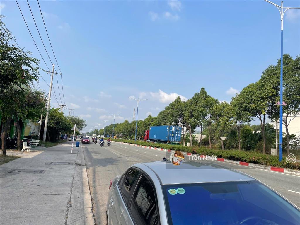 Chính chủ bán gấp căn nhà mặt tiền đường huỳnh văn luỹ ( tạo lực 7 ) kinh doanh tuyệt vời