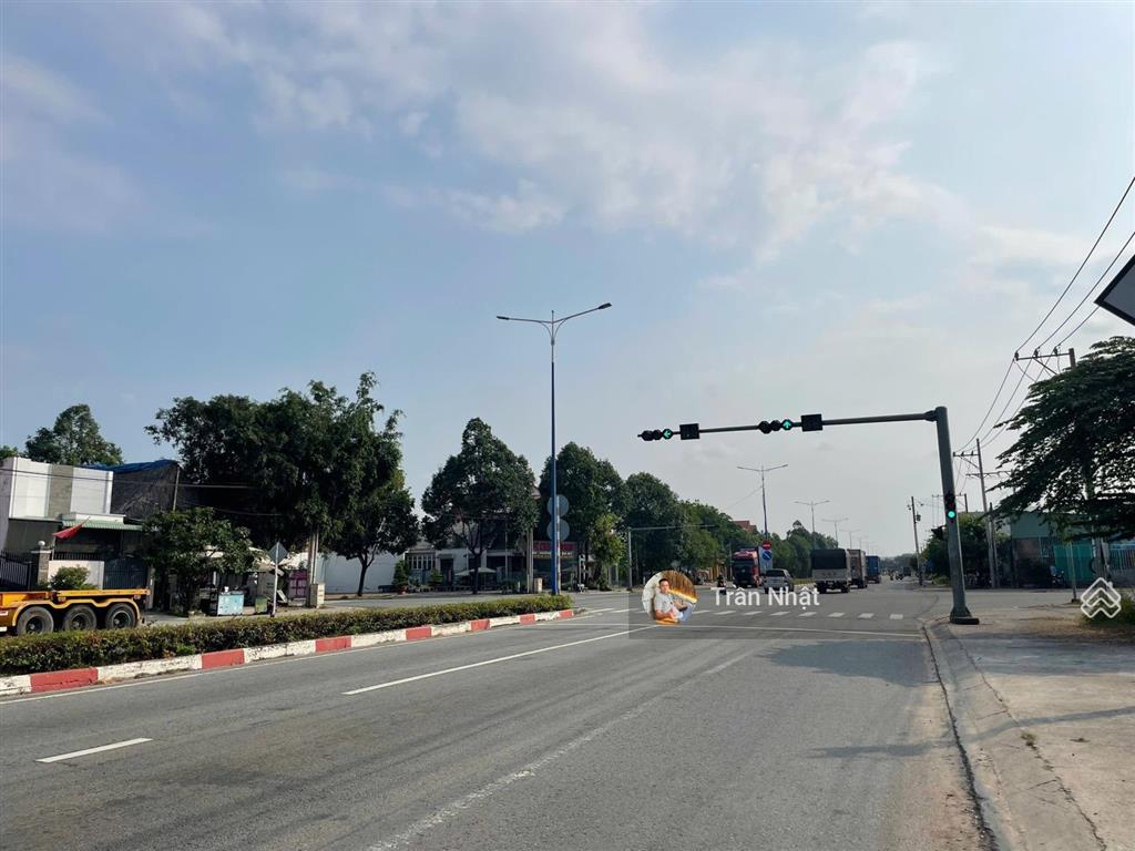 Chính chủ bán gấp căn nhà mặt tiền đường huỳnh văn luỹ ( tạo lực 7 ) kinh doanh tuyệt vời
