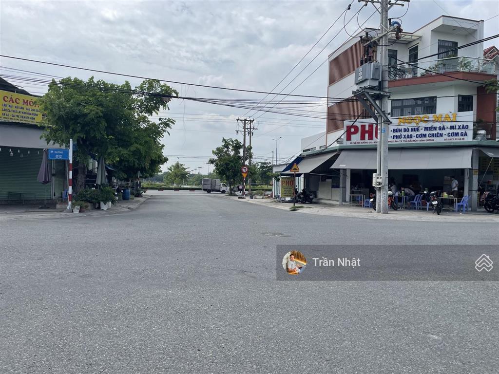 Chính chủ cần bán gấp siêu phẩm góc 2 mặt tiền đang cho thuê 20tr/tháng tại trung tâm tp mới