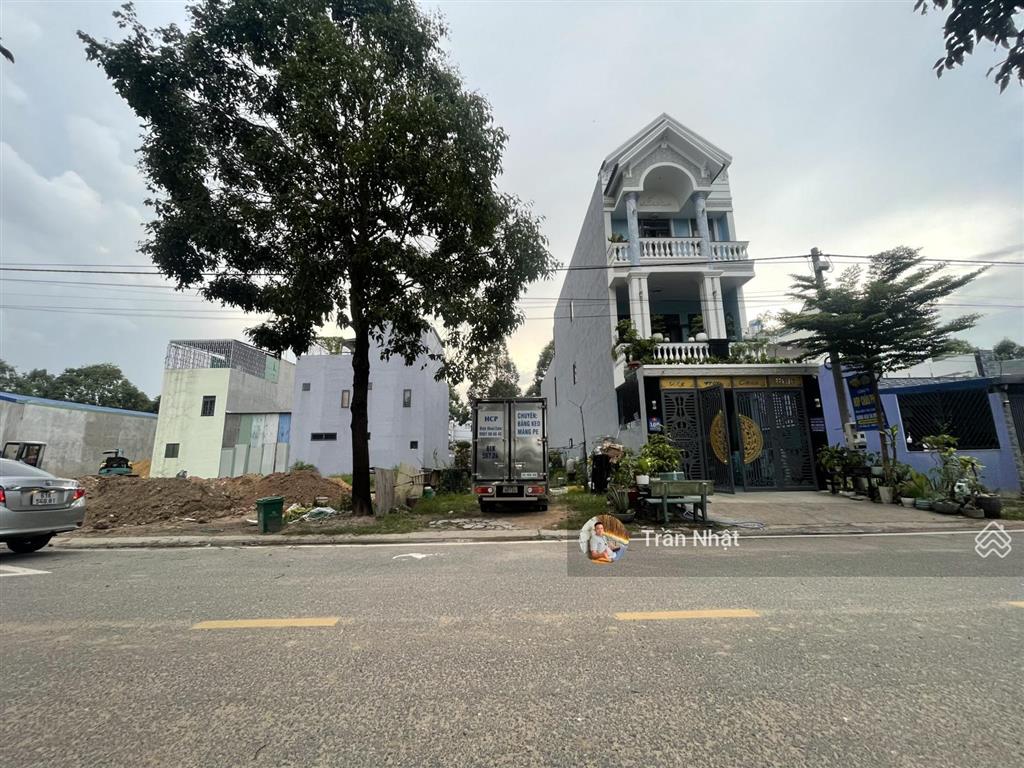 Chính chủ cần bán gấp lô đất mặt tiền đường số 91 tđc phú chánh d giá ngộp