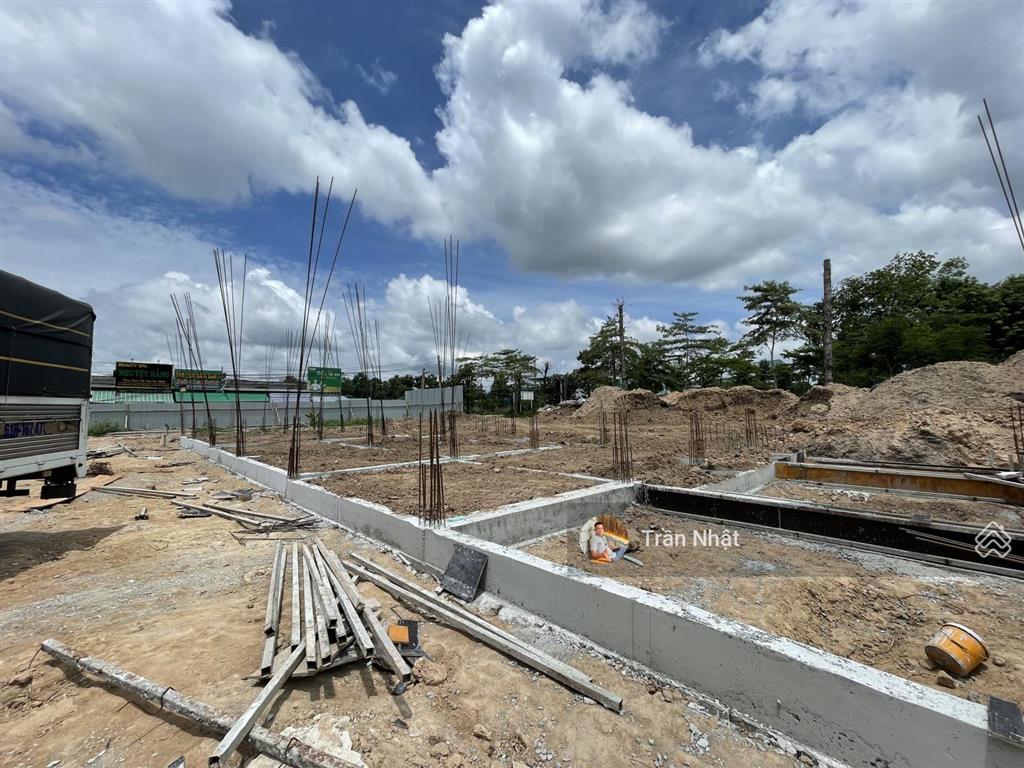 Siêu phẩm nhà phố kinh doanh, ngay chợ tại trung tâm tp mới bình dương giá f0 từ cđt becamex