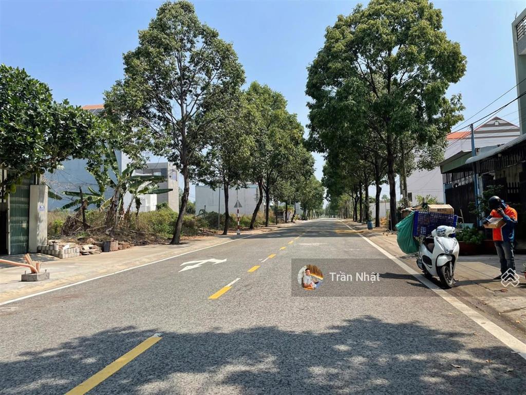 Chính chủ cần bán gấp lô đất tuyệt đẹp mặt tiền đường số 7b khu tđc định hoà sát siêu thị aeon