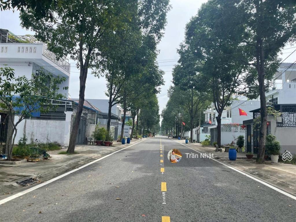 Chính chủ cần bán gấp lô đất tuyệt đẹp mặt tiền đường số 7b khu tđc định hoà sát siêu thị aeon