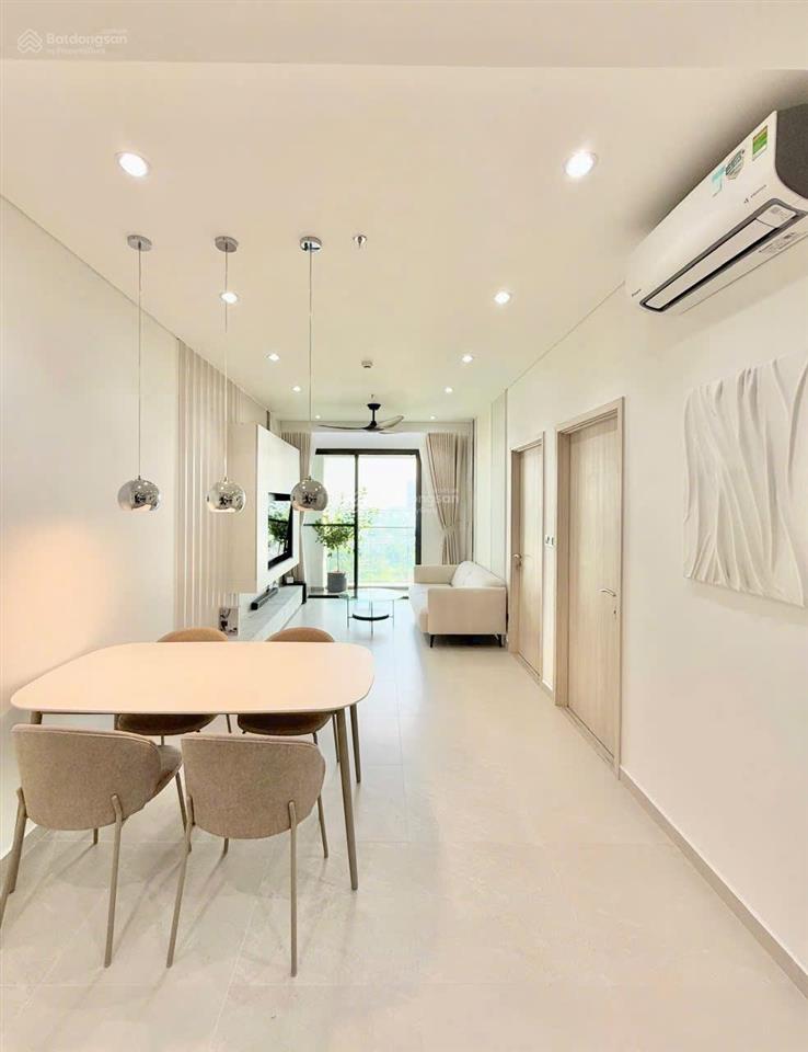 Bán căn hộ đẹp mới 100%, 2pn hưng phúc premier. chỉ xách vali vào ở ngay. tầng cao view thoáng.