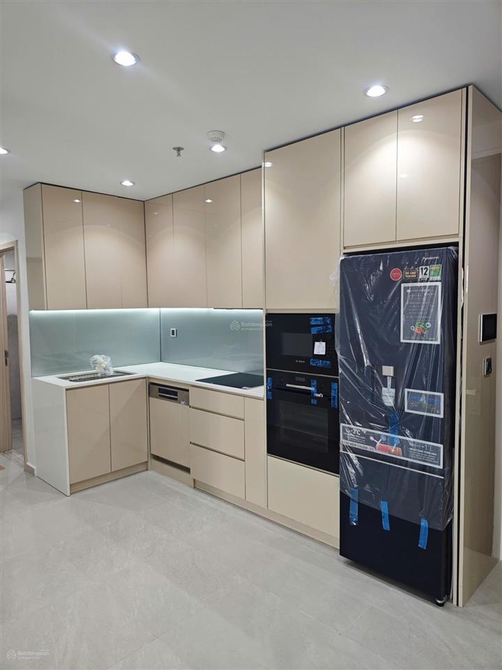 Bán căn hộ đẹp mới 100%, 2pn hưng phúc premier. chỉ xách vali vào ở ngay. tầng cao view thoáng.