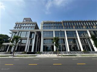 Sở hữu siêu phẩm độc bản 1 căn nhà phố thương mại l'carde 5 tầng ngay trong khu cbd pmh.