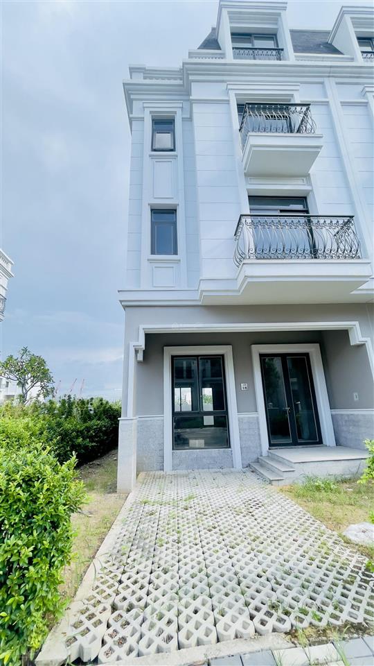 Cần bán nhanh căn nhà phố amelie phú mỹ hưng. diện tích 6*18,5m, giá chỉ 12,5 tỷ