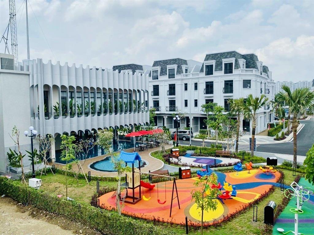 Cần bán nhanh căn nhà phố amelie phú mỹ hưng. diện tích 6*18,5m, giá chỉ 12,5 tỷ