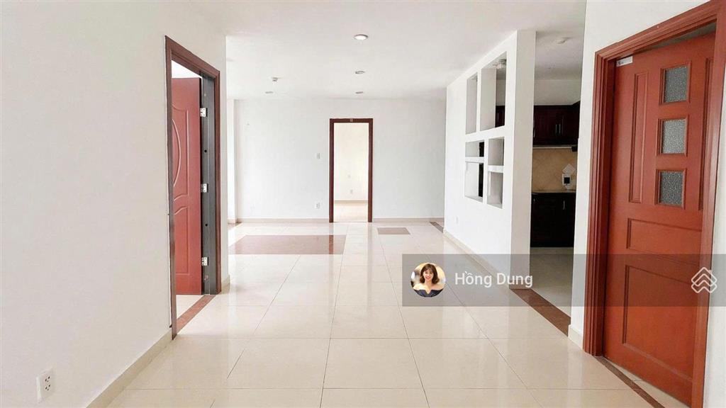 Bán căn hộ a.view 3 phòng ngủ, căn góc diện tích lớn, nhà mới sửa lại rất đẹp