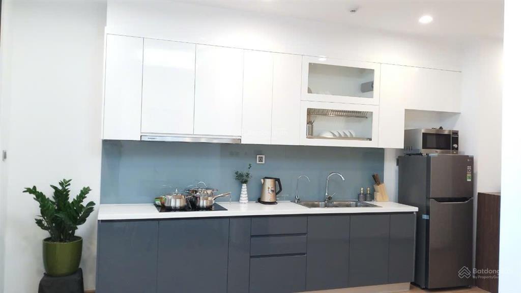 Cho thuê căn hộ 1 phòng ngủ đầy đủ nội thất tại vinhomes metropolis giá 22tr/tháng  0969 896 ***