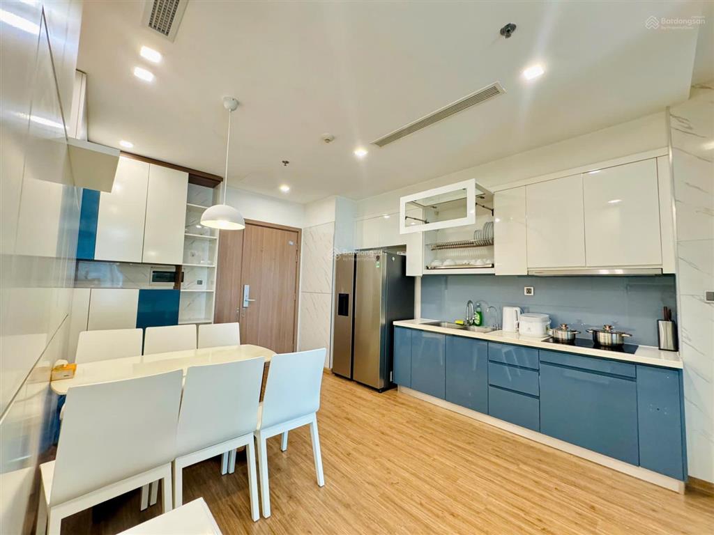 Căn hộ 2 ngủ đầy đủ nội thất giá thuê từ 17 triệu/tháng tại vinhomes d'capitale  0969 896 ***