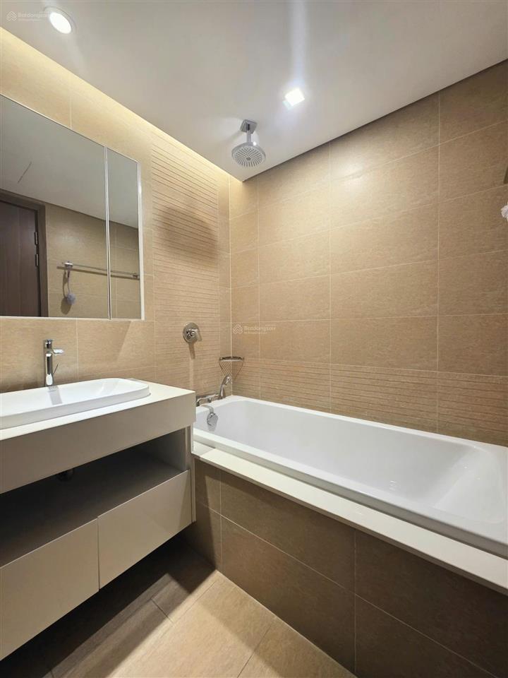 Cho thuê căn hộ vinhomes d'capitale 100m2 3pn đầy đủ nội thất giá 27 triệu/tháng  0969 896 ***