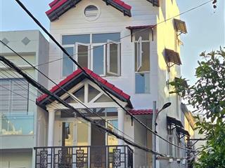 Nhà hải châu sêu hiếm lô gốc siêu đẹp nở hậu 4 tầng đầy đủ nội thất ô tô đậu giá nhỉnh 6 tỷ