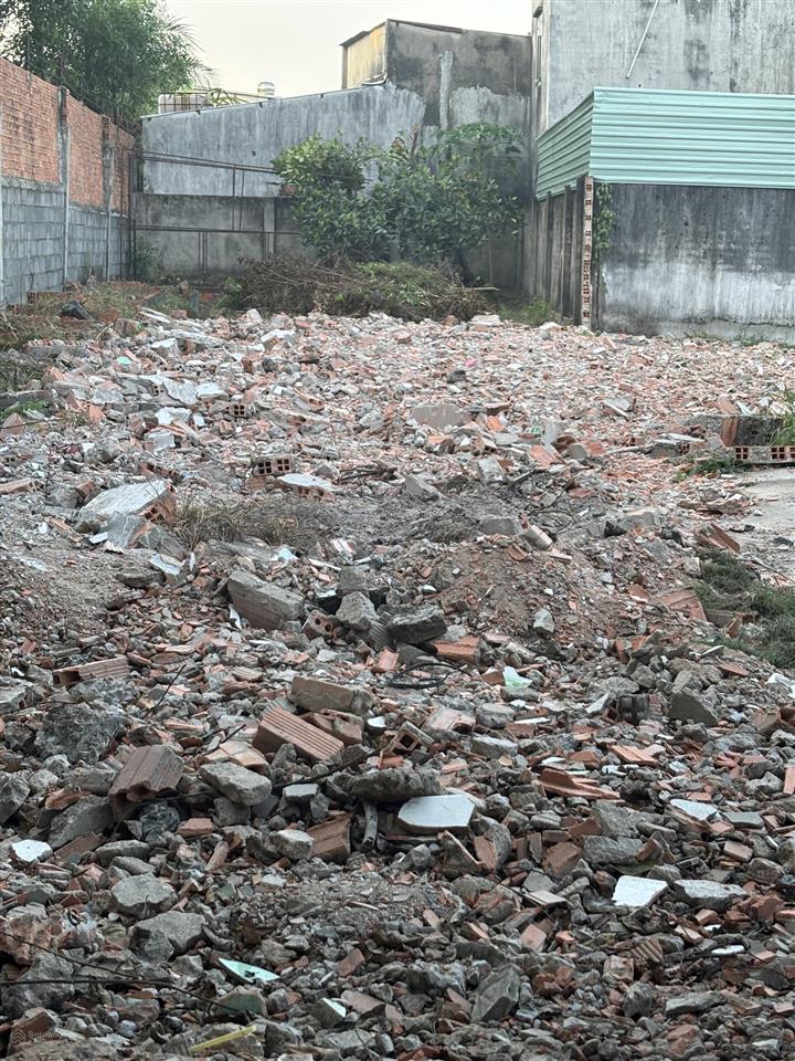 Đất gia đình cho cần bán gấp diện tích đẹp