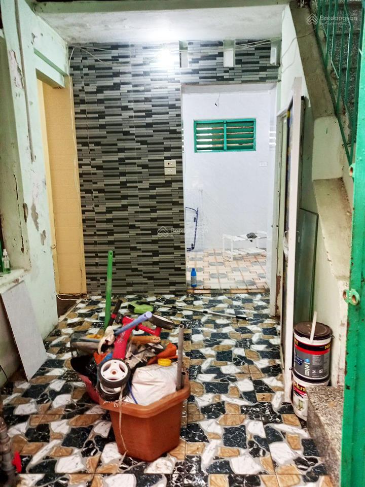 Cho thuê nhà riêng khu vực bạch mai sát bách  kinh  xây