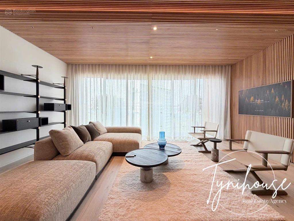 Cần bán căn 03pn city garden, 150m2, lầu cao đẹp  thoáng, giá bán 31 tỷ.  0932 685 ***