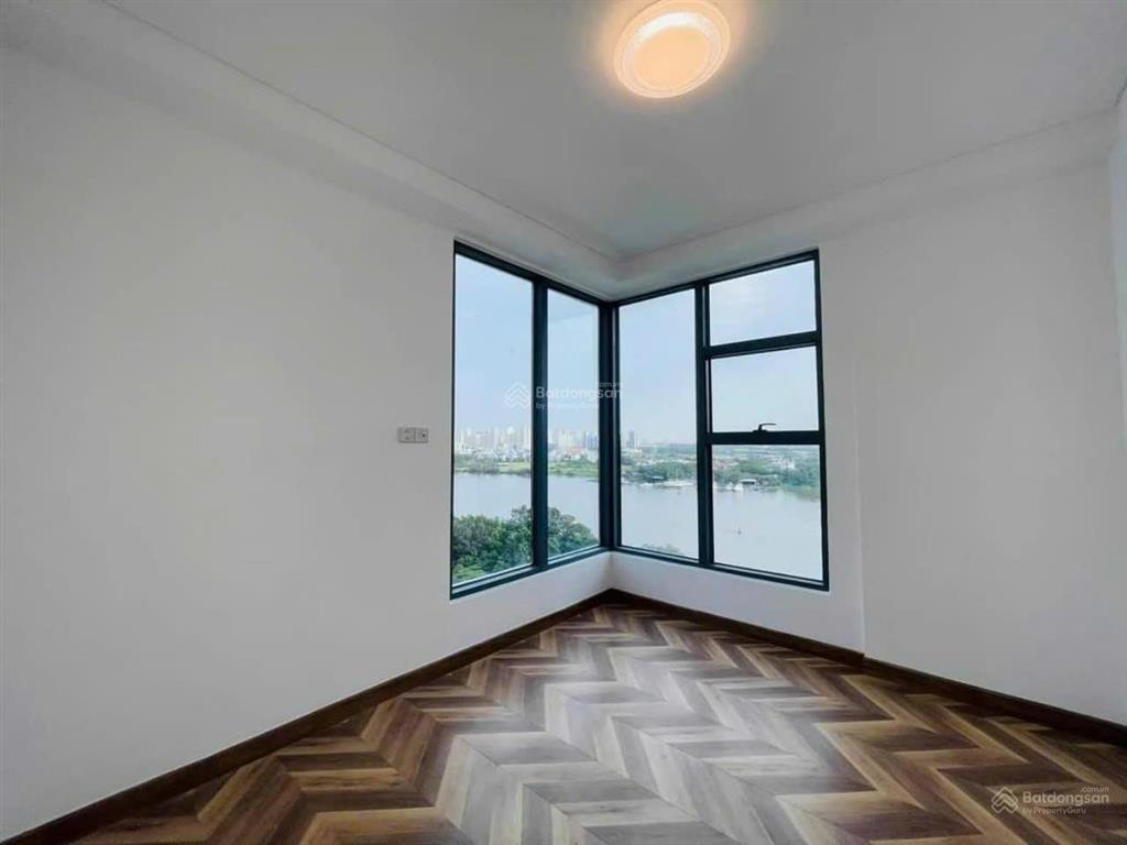 Bán căn 03pn giáp sông sunwah pearl, view sông  bán đảo thủ thiêm  thoáng đẹp. gía tốt nhất da