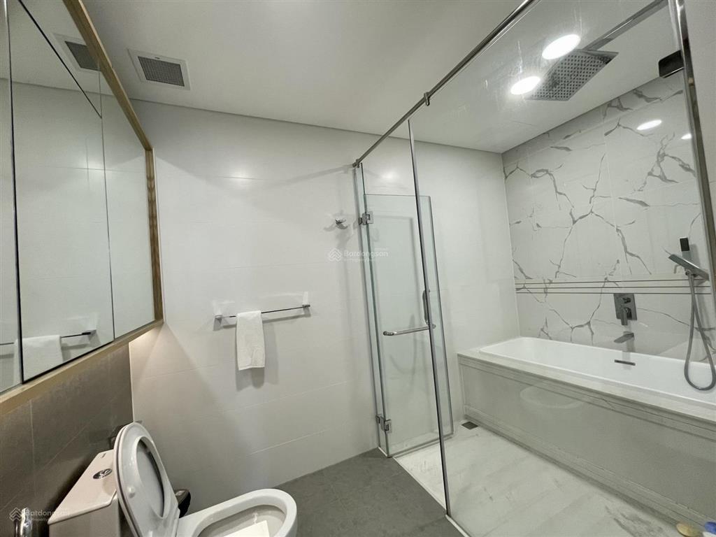 Sunwah pearl cho thuê căn 02pn +1 (gh06) giá 45tr full nội thất view sông, lm81 thoáng mát