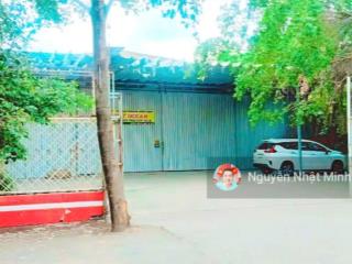 Bán đất có kho xưởng  hd 50tr/tháng  2 mặt tiền đường và sông sg !