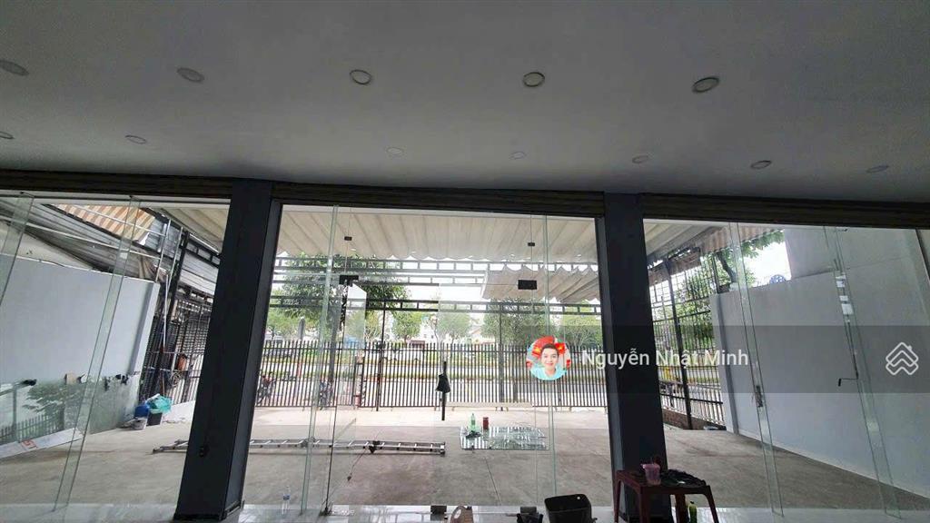 Bán nhà 4 tầng mặt tiền phạm văn đồng  vị trí kinh doanh sầm uất !