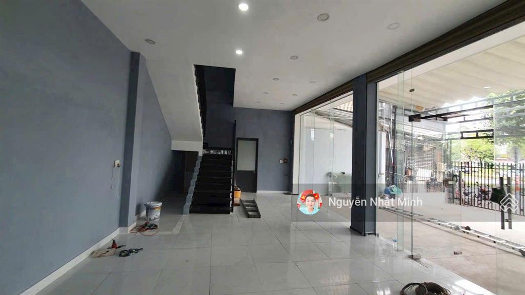 Bán nhà 4 tầng mặt tiền phạm văn đồng  vị trí kinh doanh sầm uất !