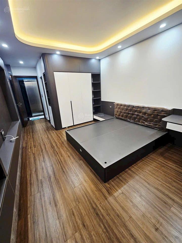 Siêu phẩm 7tầng, thang máy, lô góc mặt tiền kinh doanh tại thạch bàn  long biên chỉ 11,9 tỷ