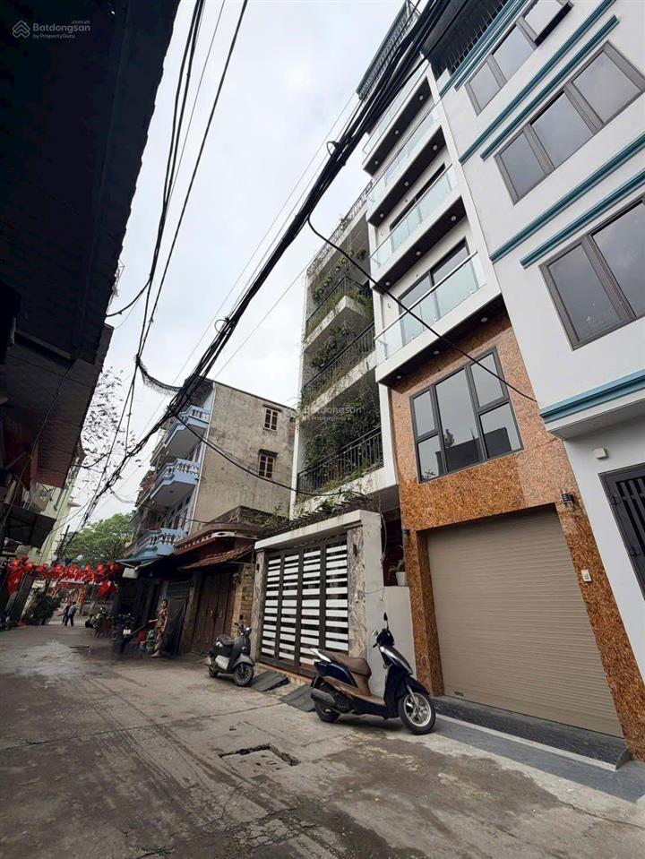 Bán nhà mặt đường kinh doanh tốt tại thạch bàn 40m2 7tầng thang máy chỉ 13,5 tỷ ctl thiện chí