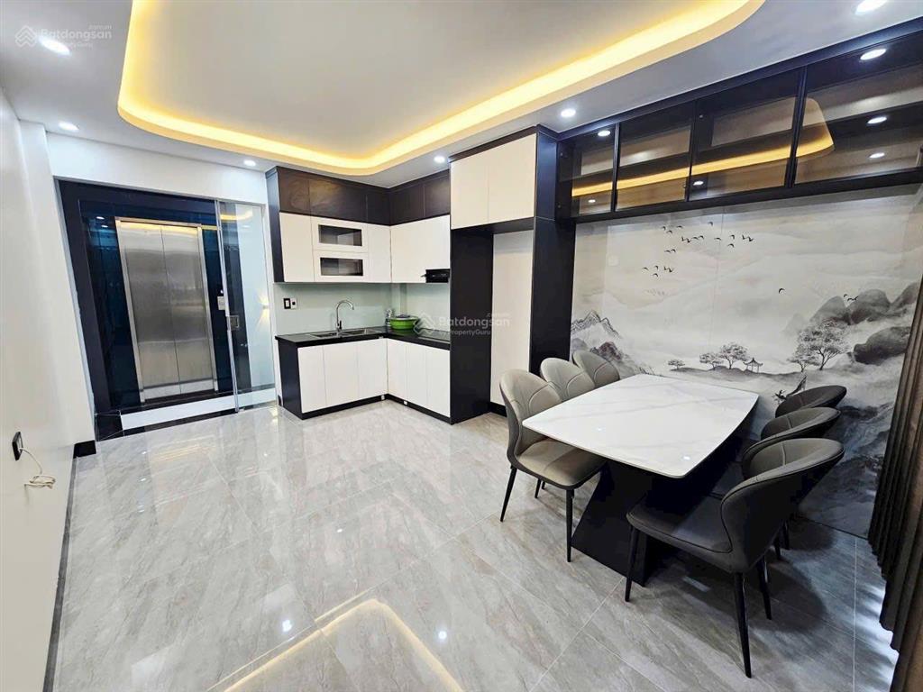 Bán nhà mặt đường kinh doanh tốt tại thạch bàn 40m2 7tầng thang máy chỉ 13,5 tỷ ctl thiện chí
