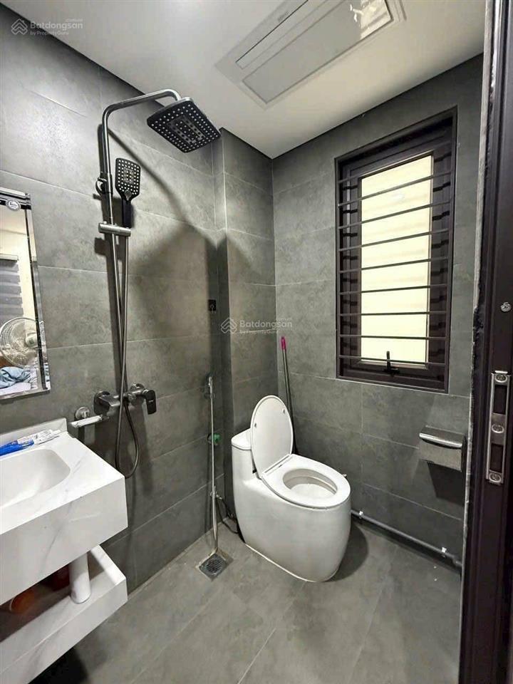 Bán nhà thạch bàn dân xây ở 35m2 5 tầng 3 ngủ full nội thất như hình giá 6,5 tỷ ctl