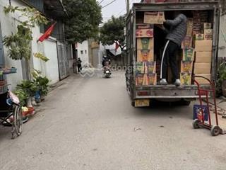 Bán nhà thạch bàn 39m 5tầng 2thoáng6 ngủ ô tô tải đỗ cửa,20m ra oto tránh kinh doanh
