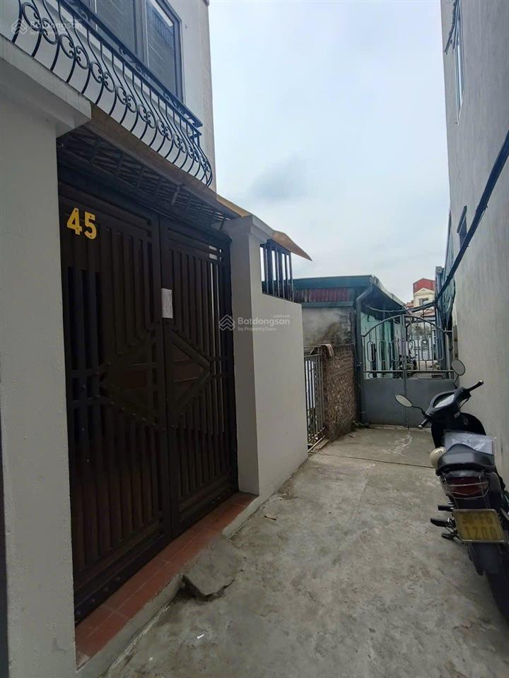 Bán nhà dân xây 52m2 4 tầng, ngõ công 200m ra ngã tư cổ linh thạch bàn long biên bán gấp 7.8 tỷ ctl
