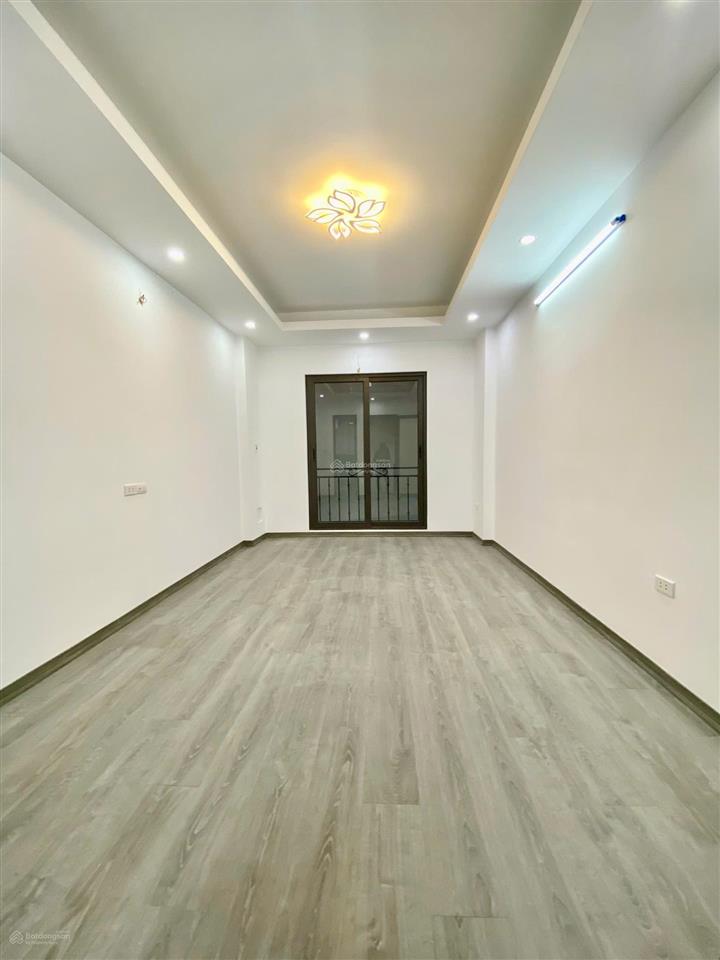 Bán nhà cổ linh thạch bàn 31m2 5t ngõ rộng  ôtô đỗ cổng  nhà mới tinh bán nhanh 7 tỷ. ảnh thật