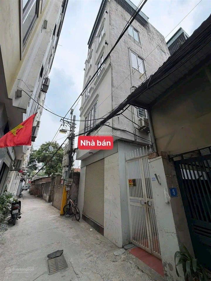Bán nhà thạch bàn long biên 30m2 5t lô góc  ngõ thông ra 2 đầu oto tránh chỉ 6,68 tỷ