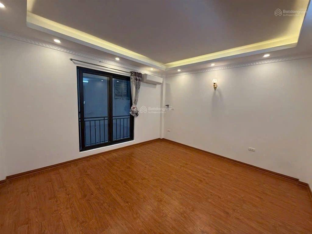 Bán nhanh nhà long biên mới đẹp không lỗi, không quy hoạch 30m 5t chỉ 5.95 tỷ ctl