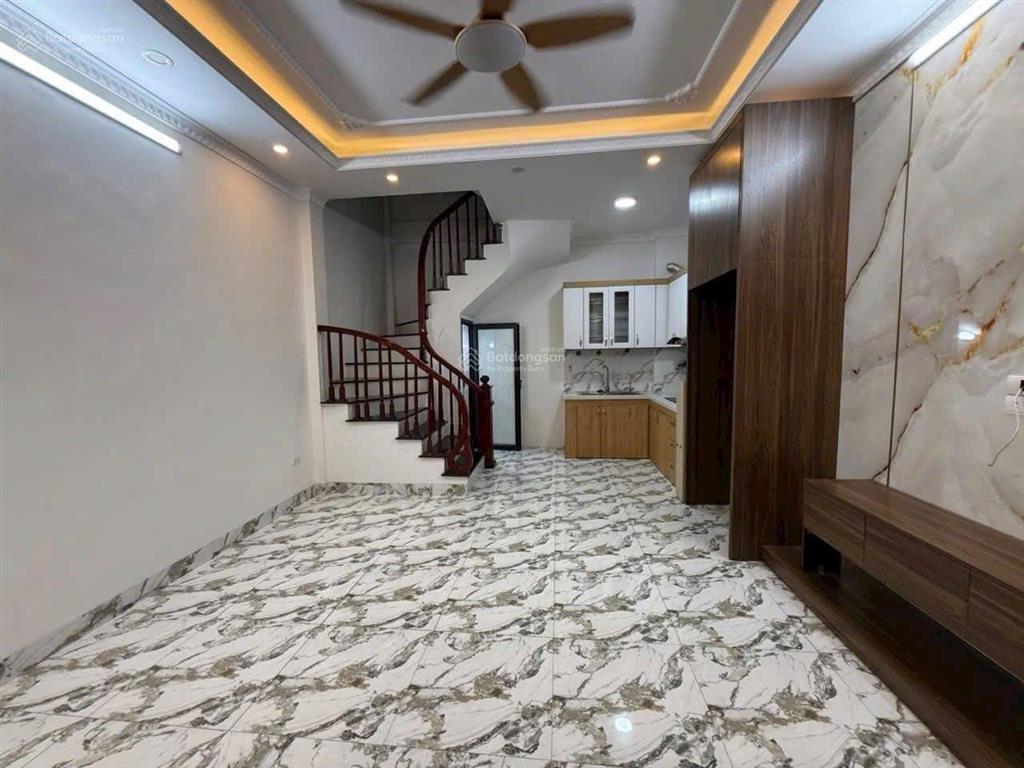 Bán nhanh nhà long biên mới đẹp không lỗi, không quy hoạch 30m 5t chỉ 5.95 tỷ ctl