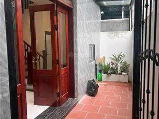 Bán nhà cổ linh thạch bàn 35m 5tầng sân cổng riêng , full nội thất ở luôn 6.5 tỷ ctl