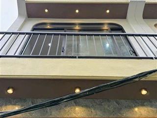 Bán nhà cổ linh thạch bàn 34m2 5t ngõ công nông 20m ra oto  full đồ  6,95 tỷ ctl