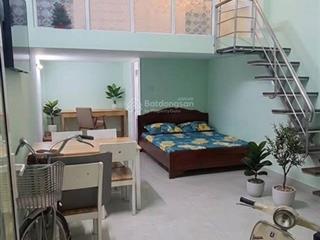 Chỉ 4.65 tỷ bán đất tặng nhà cấp 4 thạch bàn  ngay ngã tư cổ linh 30m mt= hậu 3.9m k quy hoạch