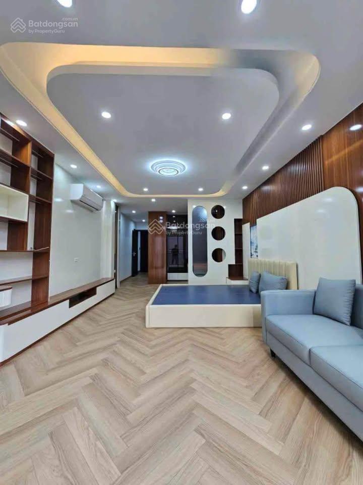 Bán nhà cổ linh  thạch bàn 66m/88m 6 tầng thang máy full đồ chỉ 11 tỷ tl sâu. ảnh thật k quy hoạch